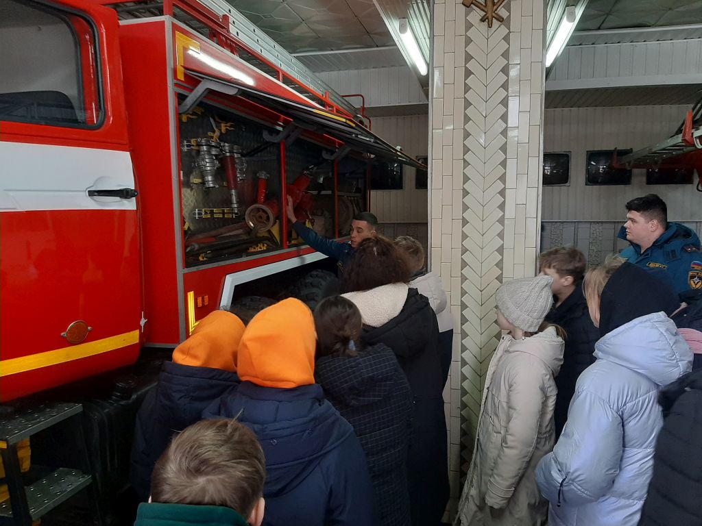 ПРОФЕССИОГРАФИЧЕСКАЯ ЭКСКУРСИЯ, ПРИУРОЧЕННАЯ К РЕСПУБЛИКАНСКОМУ ДНЮ  ПРОФОРИЕНТАЦИИ МОЛОДЕЖИ » ГКУ 